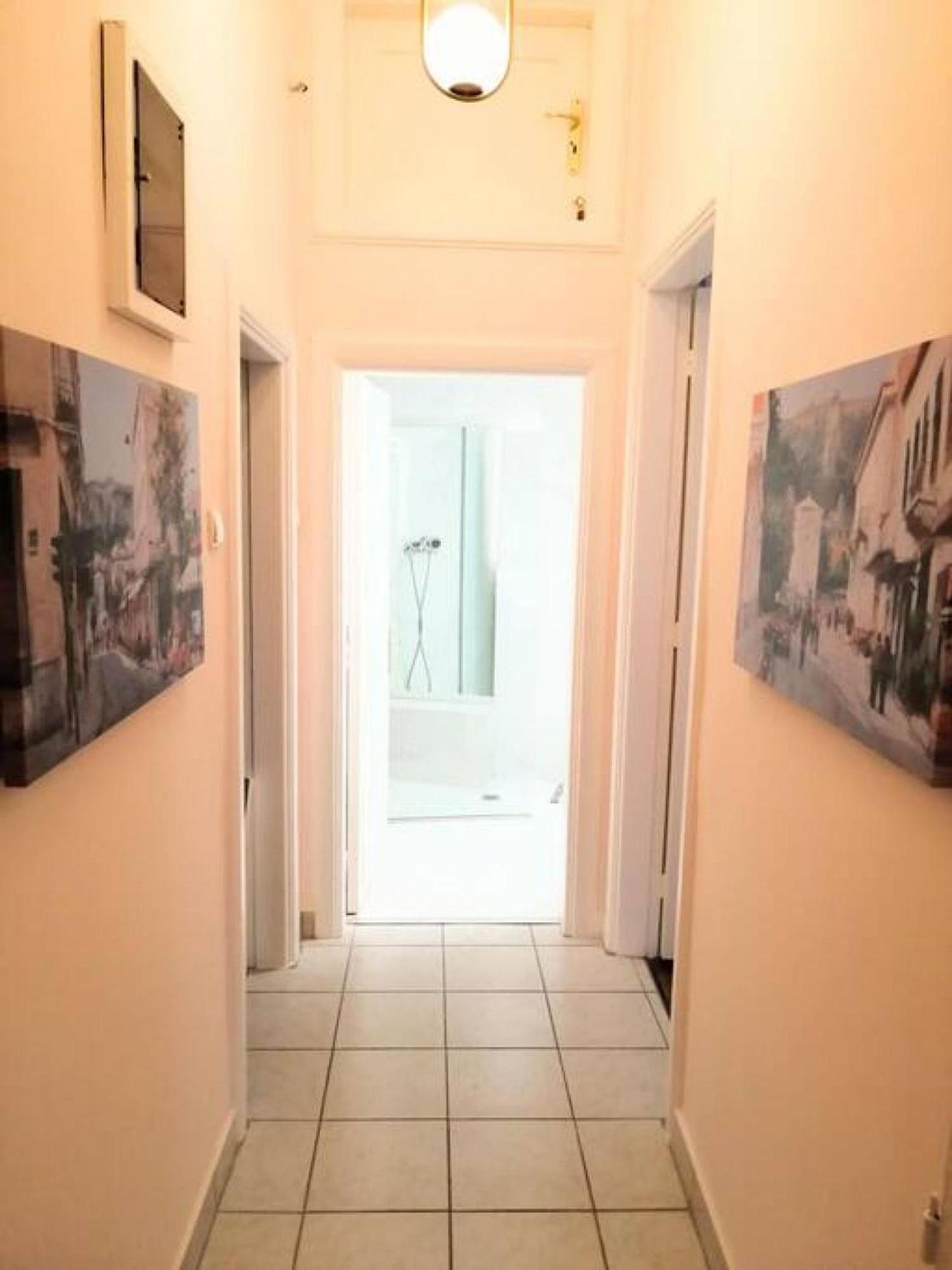 Elegant Apartment In Syntagma Square Athens Exterior photo